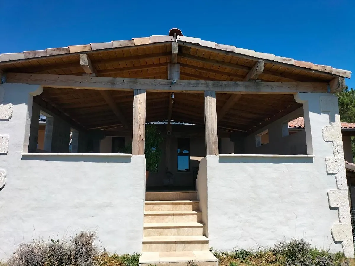 Le Refuge De La Petite Source Hotel Tauriers Guest house