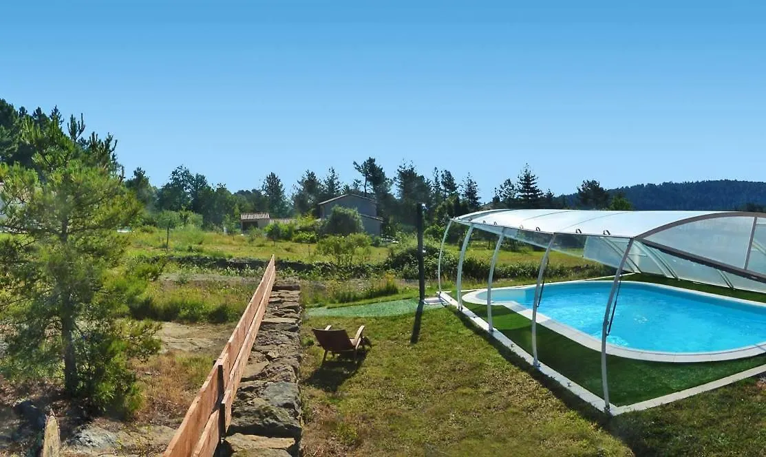 Le Refuge De La Petite Source Hotel Tauriers Guest house